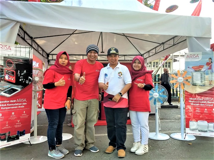 ARISA BERPARTISIPASI DALAM ACARA 17 AGUSTUS [BJM]